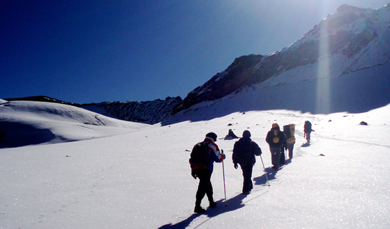 snow-trek-in-himalayas